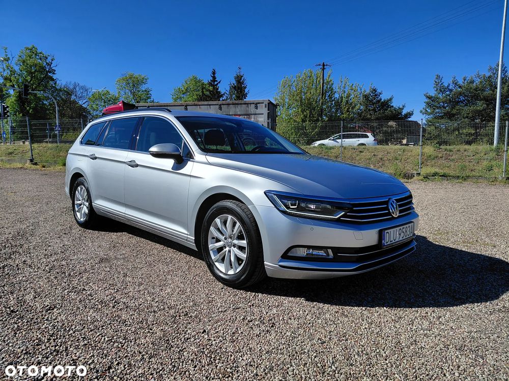 Volkswagen Passat 2.0 TDI SCR Comfortline DSG - 1