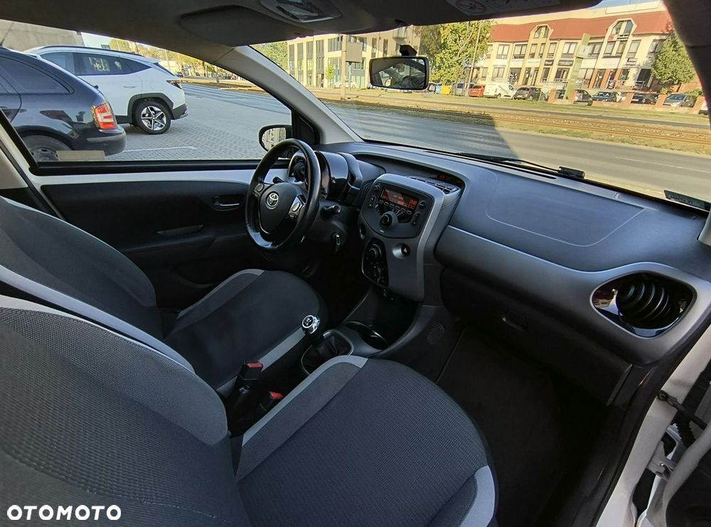 Toyota Aygo x-cite - 22