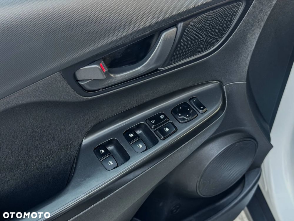 Hyundai Kona - 22