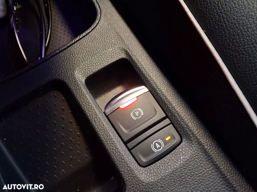 Renault Captur E-Tech Plug-In-Hybrid Intens - 15