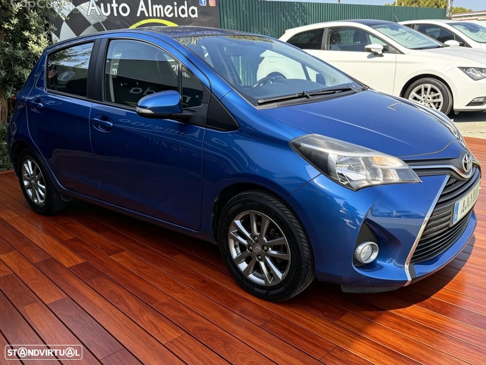 Toyota Yaris 1.0 VVT-i - 10