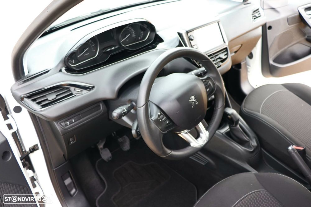 Peugeot 208 PureTech 82 Active - 26