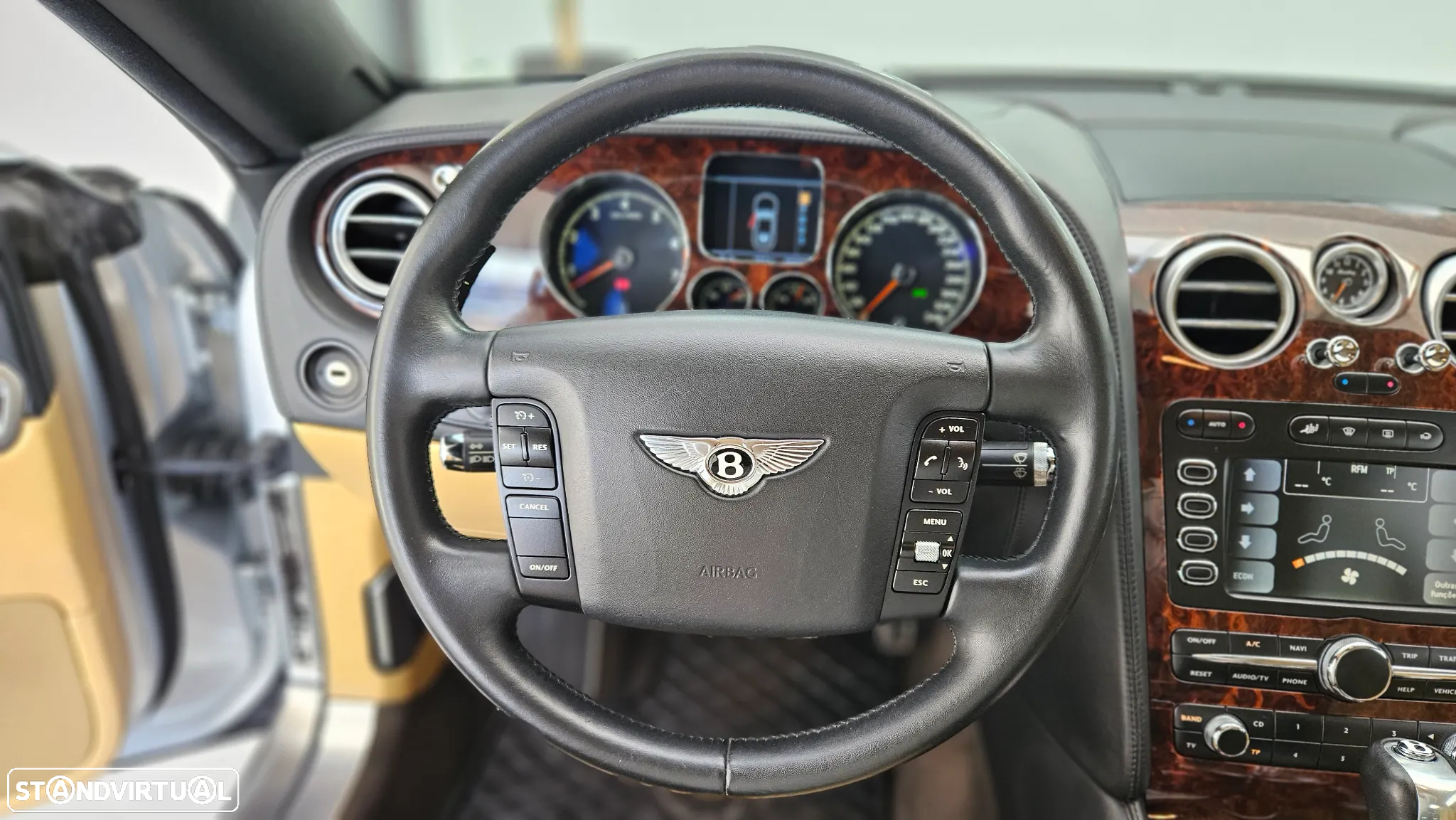 Bentley Continental GT - 13