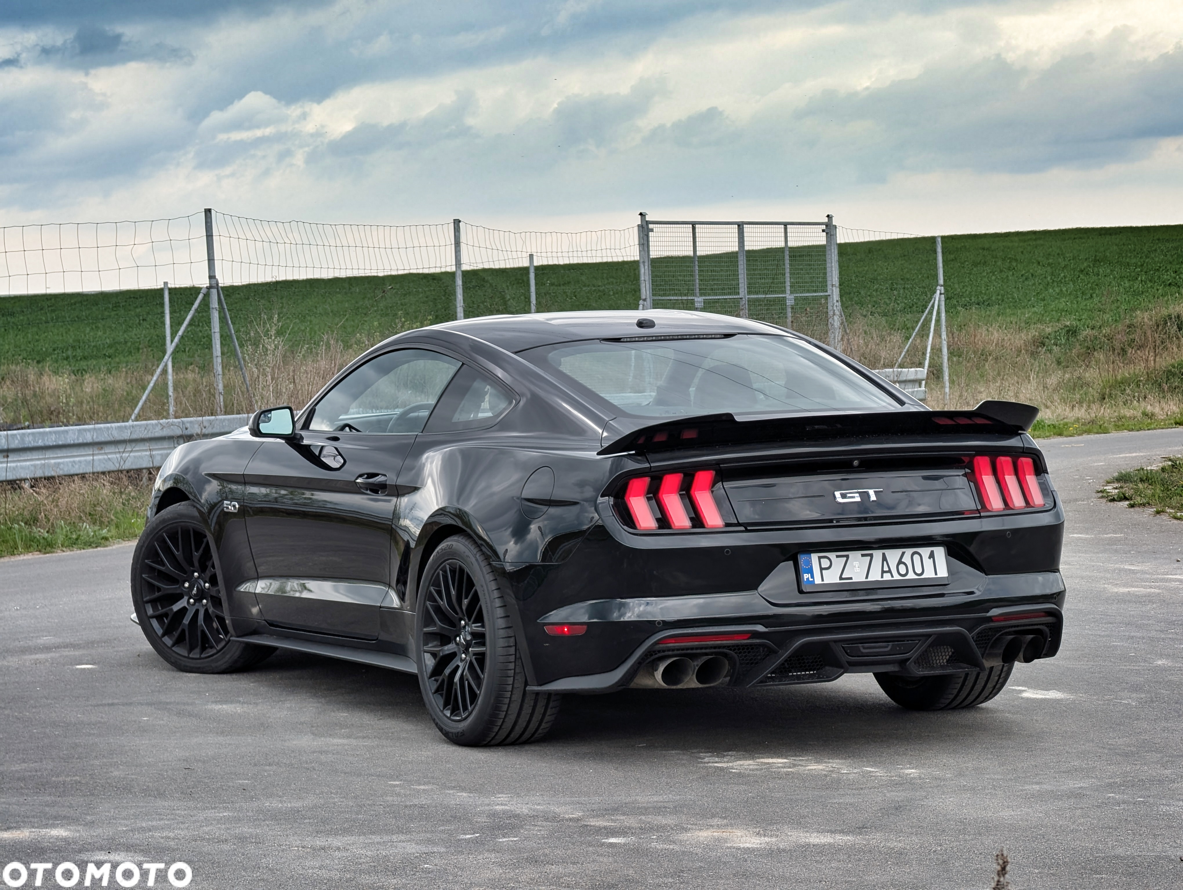 Ford Mustang 5.0 V8 GT - 3