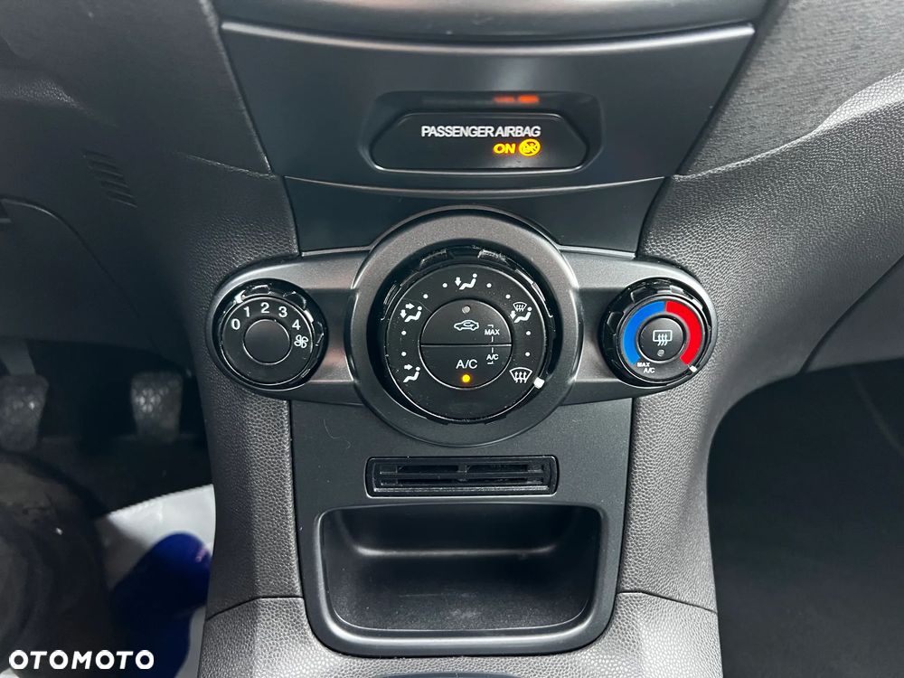 Ford Fiesta 1.6 TDCi Trend - 18