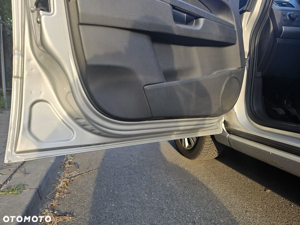 Opel Zafira 1.8 Cosmo - 22