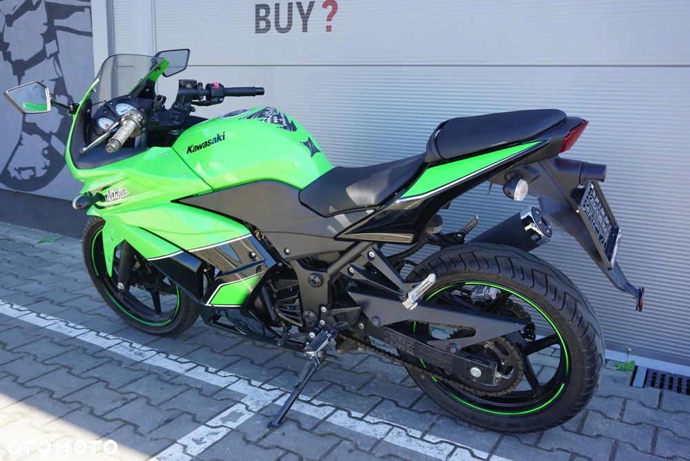 Kawasaki Ninja 250R - 14