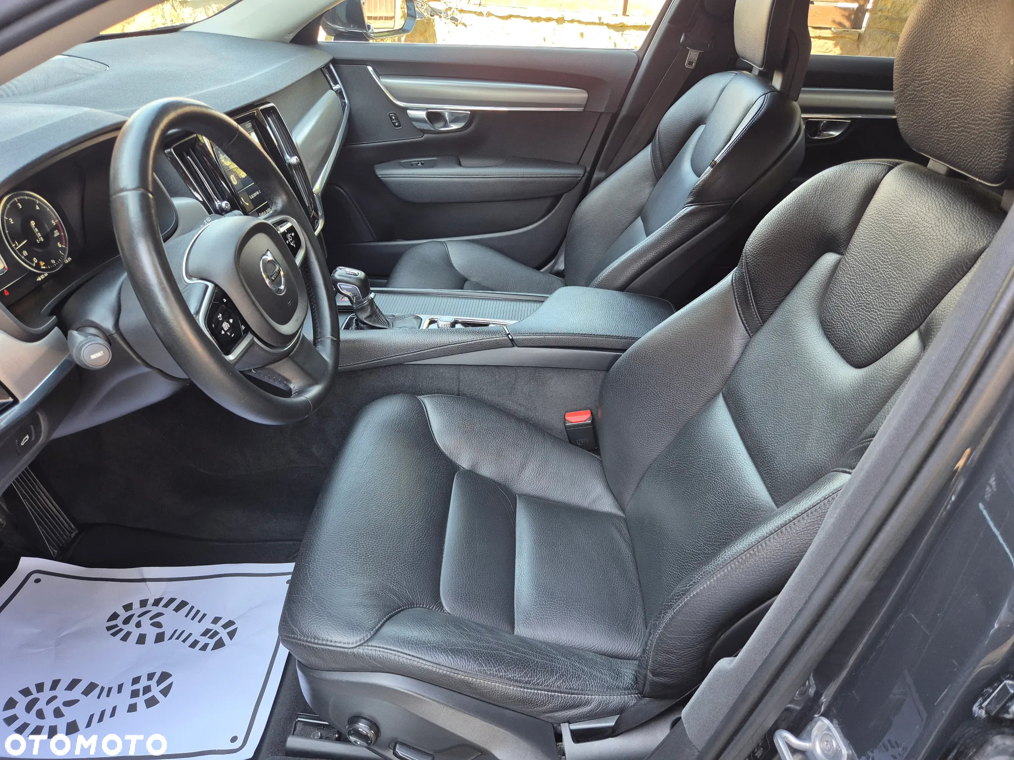 Volvo V90 D4 Geartronic Momentum Pro - 5