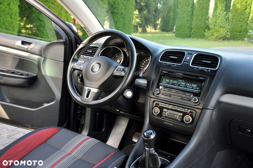 Volkswagen Golf - 26