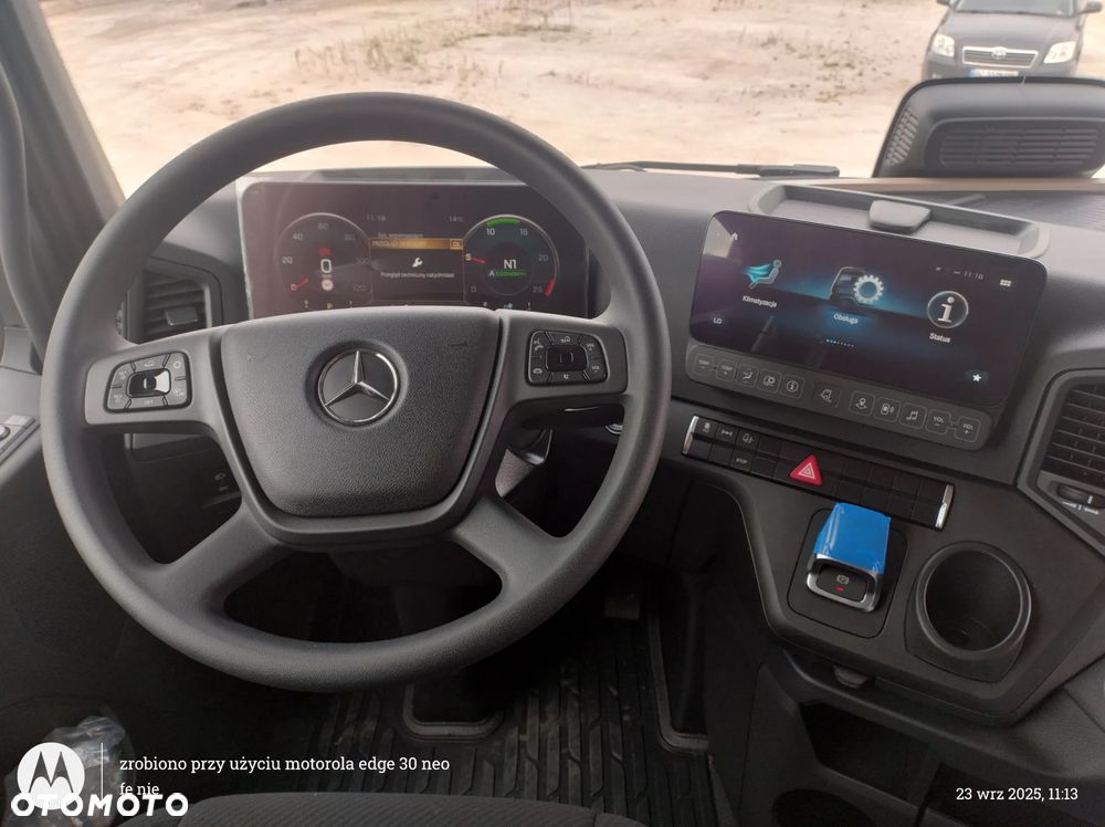 Mercedes-Benz Actros - 7