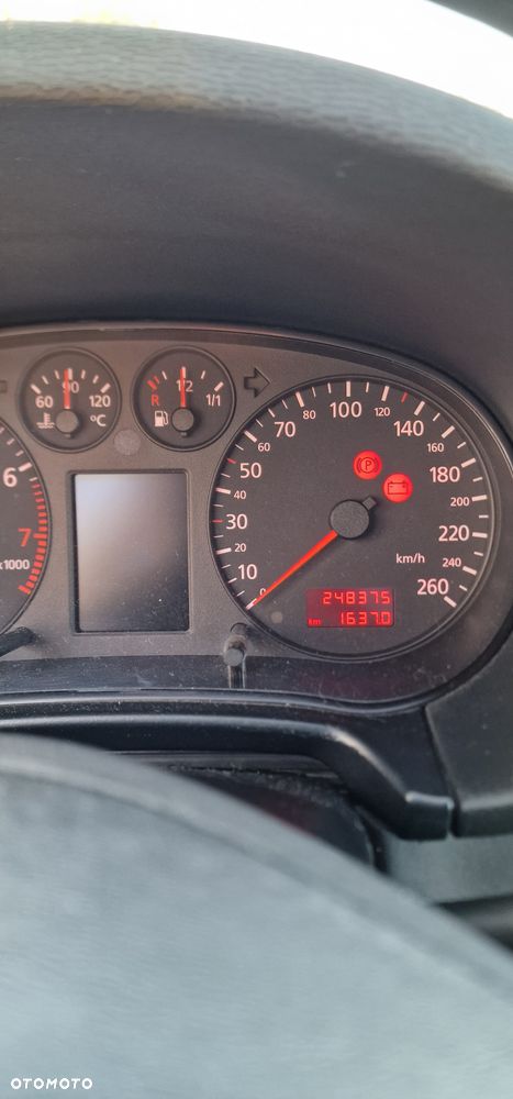 Audi A3 1.8 Ambiente - 7