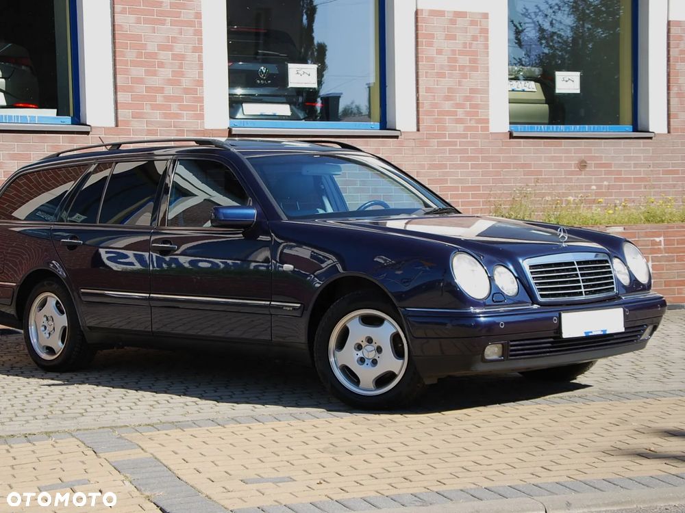 Mercedes-Benz Klasa E 320 T 4-Matic Avantgarde - 18