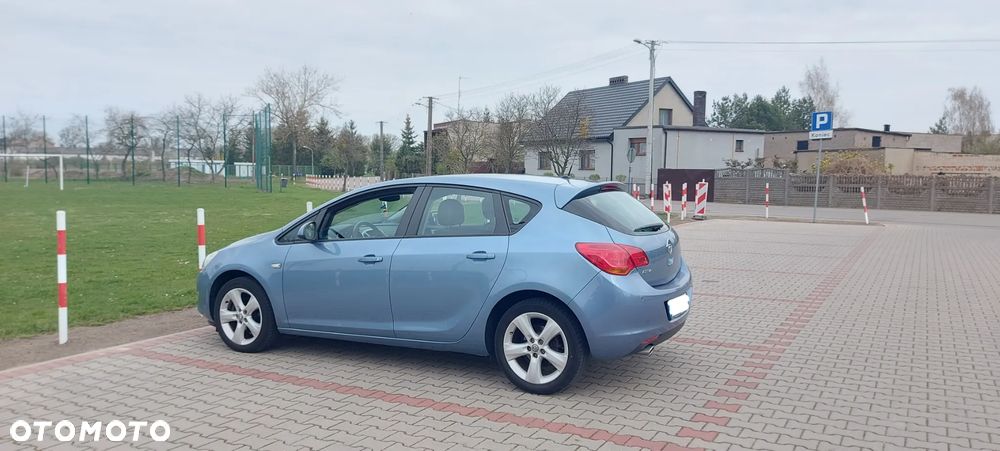 Opel Astra 1.4 Turbo Color Edition - 13