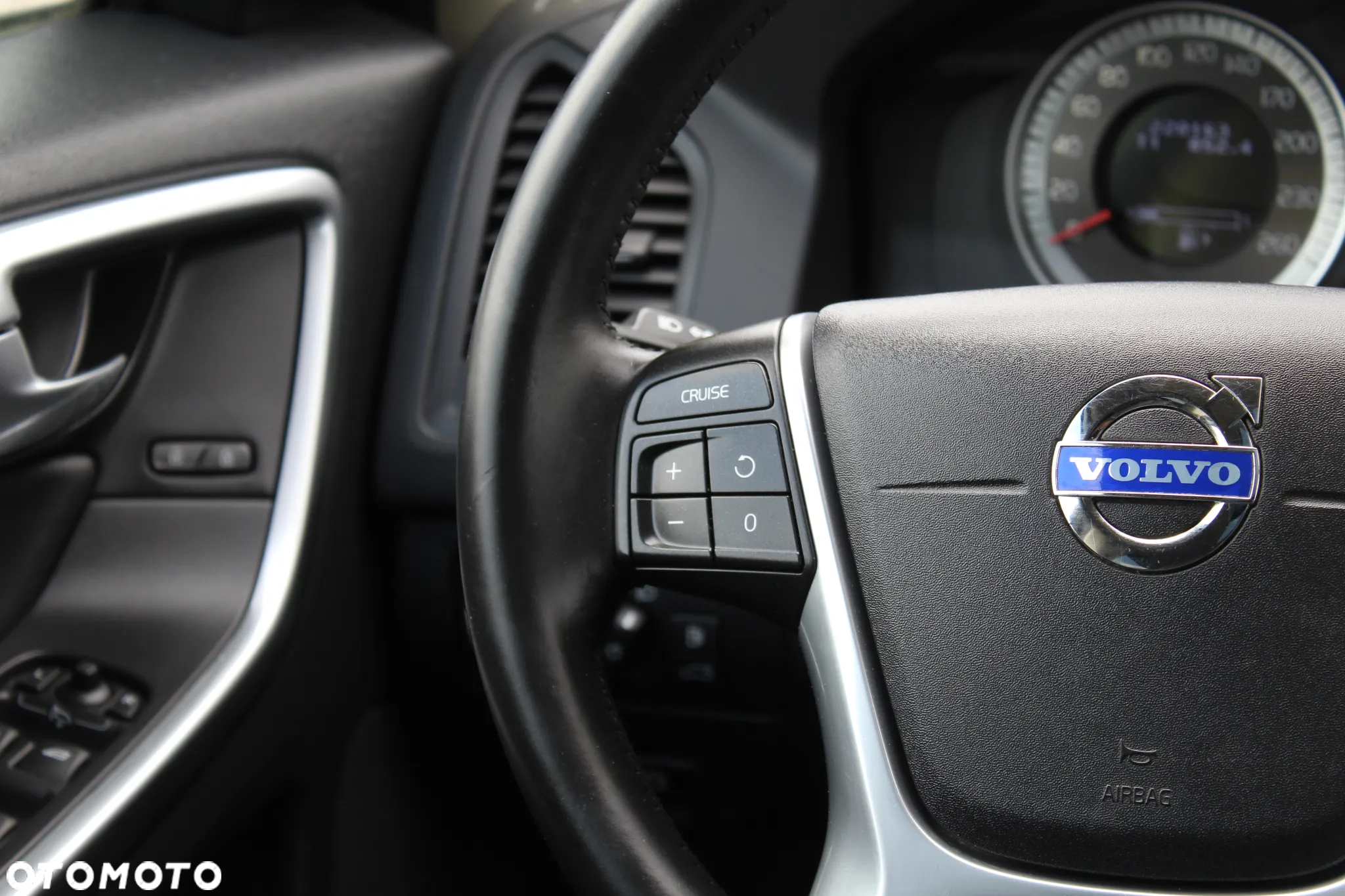Volvo XC 60 D5 AWD Summum - 21