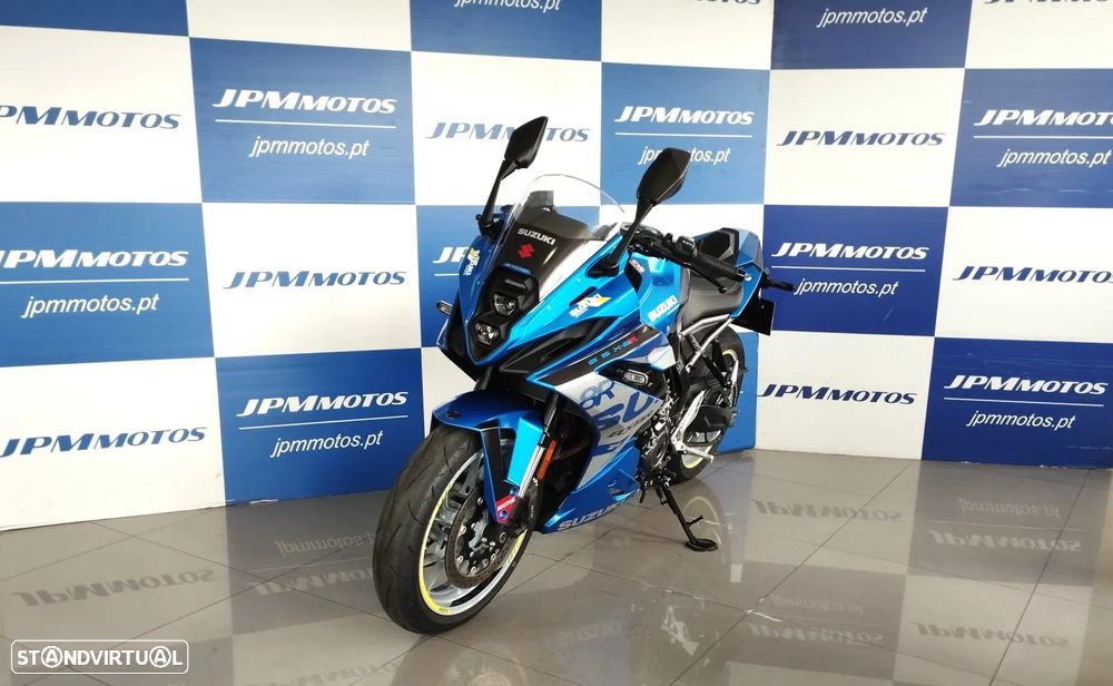 Suzuki GSX 8R - 2