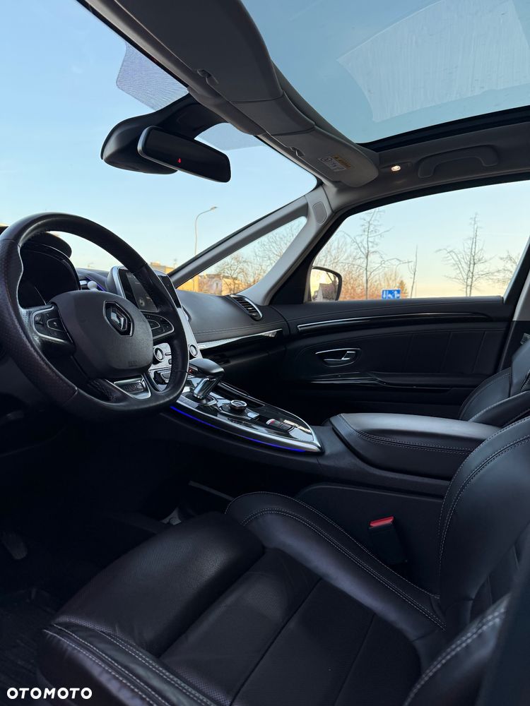 Renault Espace 1.6 dCi Energy Initiale Paris EDC 7os - 17
