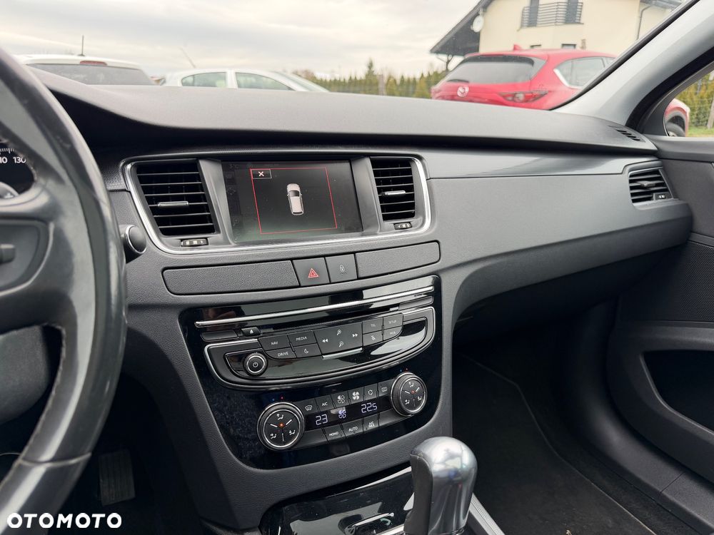 Peugeot 508 BlueHDi 180 EAT6 Stop&Start Allure - 24