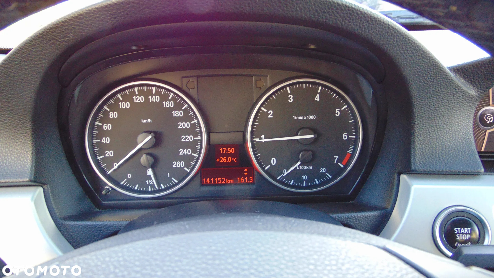 BMW Seria 3 318i - 8