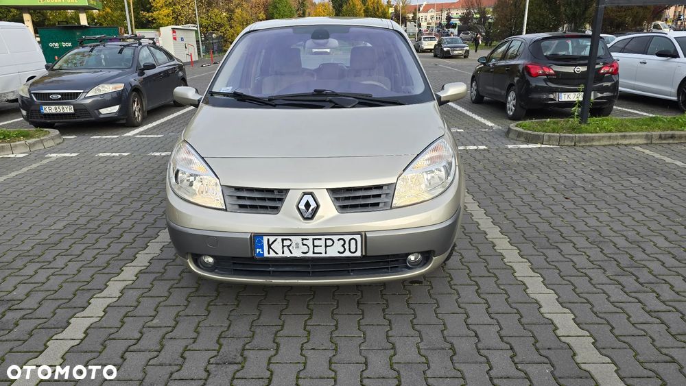 Renault Scenic - 2