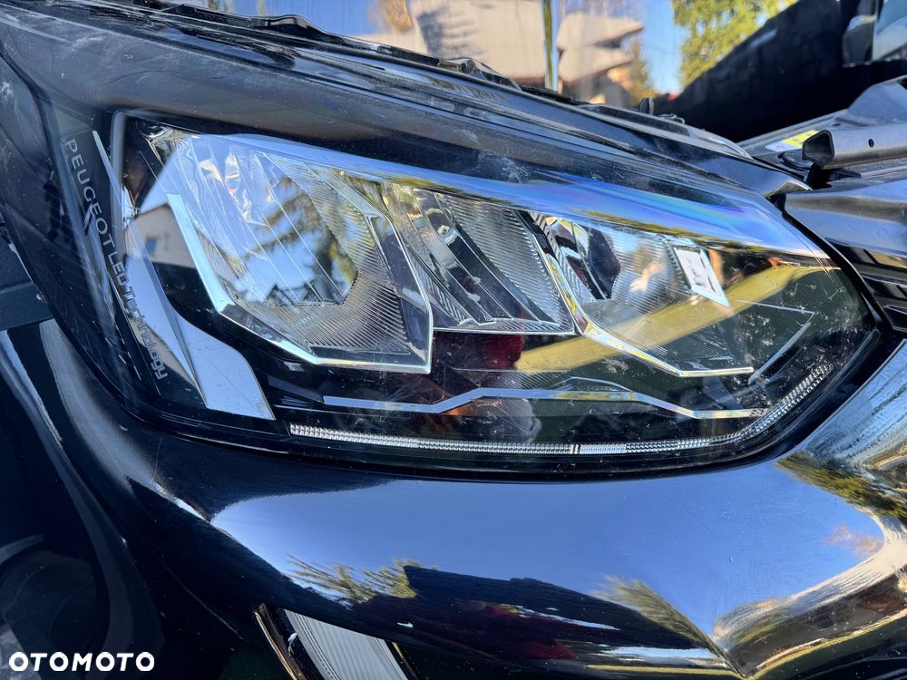 MASKA ZDERZAK LAMPY PAS PEUGEOT 2008 II EV ELEKTRYK KOLOR KTV - 7