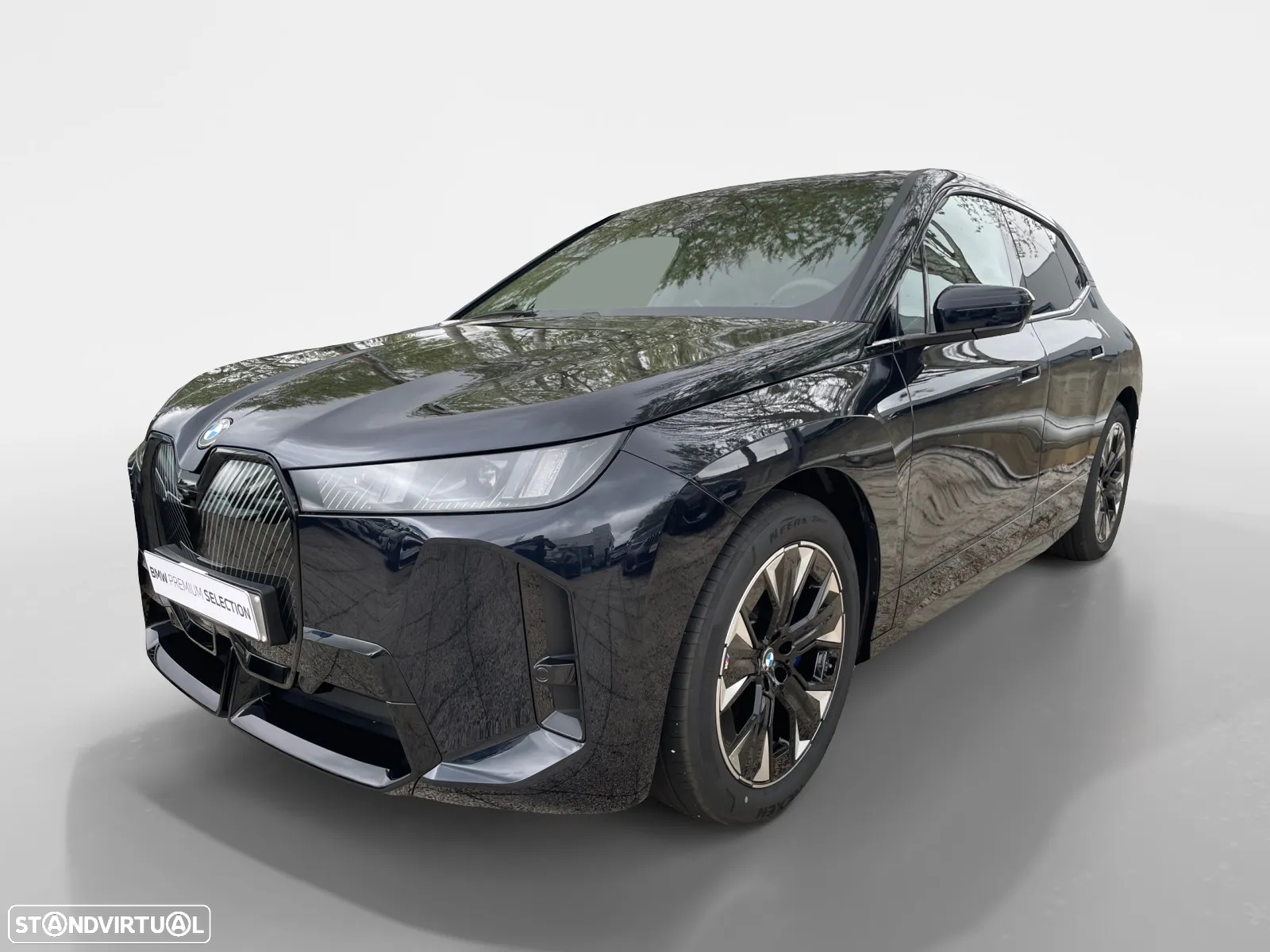 BMW iX xDrive 45 - 16