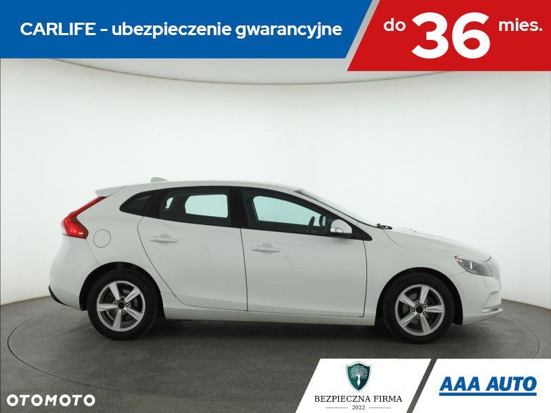 Volvo V40 - 8