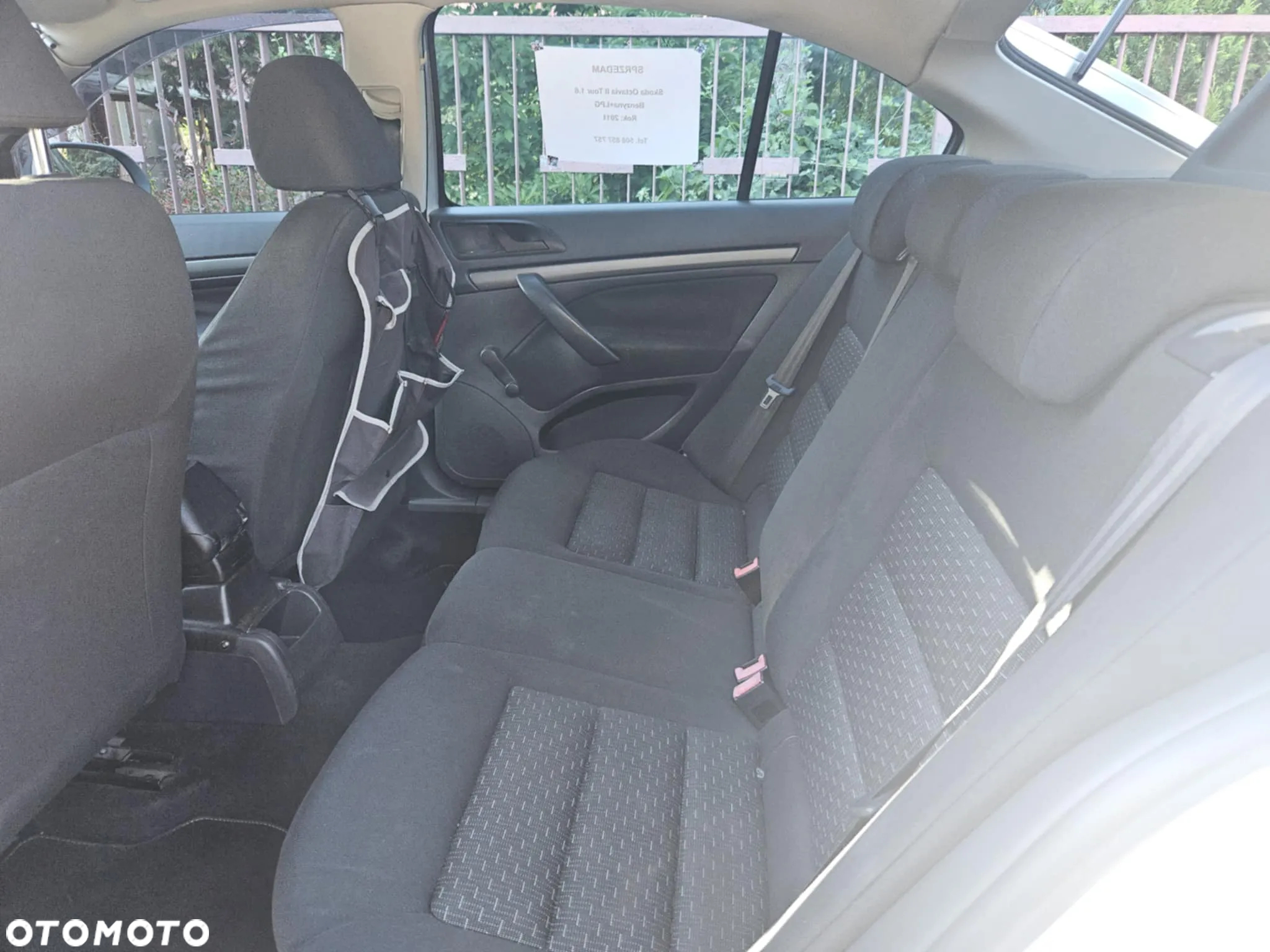 Skoda Octavia 1.6 Tour - 7