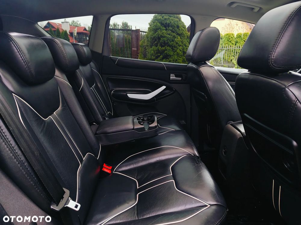 Ford Kuga 2.0 TDCi 4x4 Individual - 18