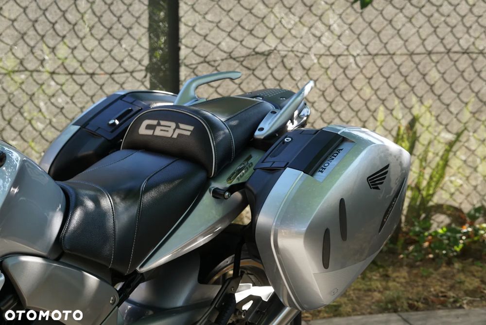 Honda CBF - 14