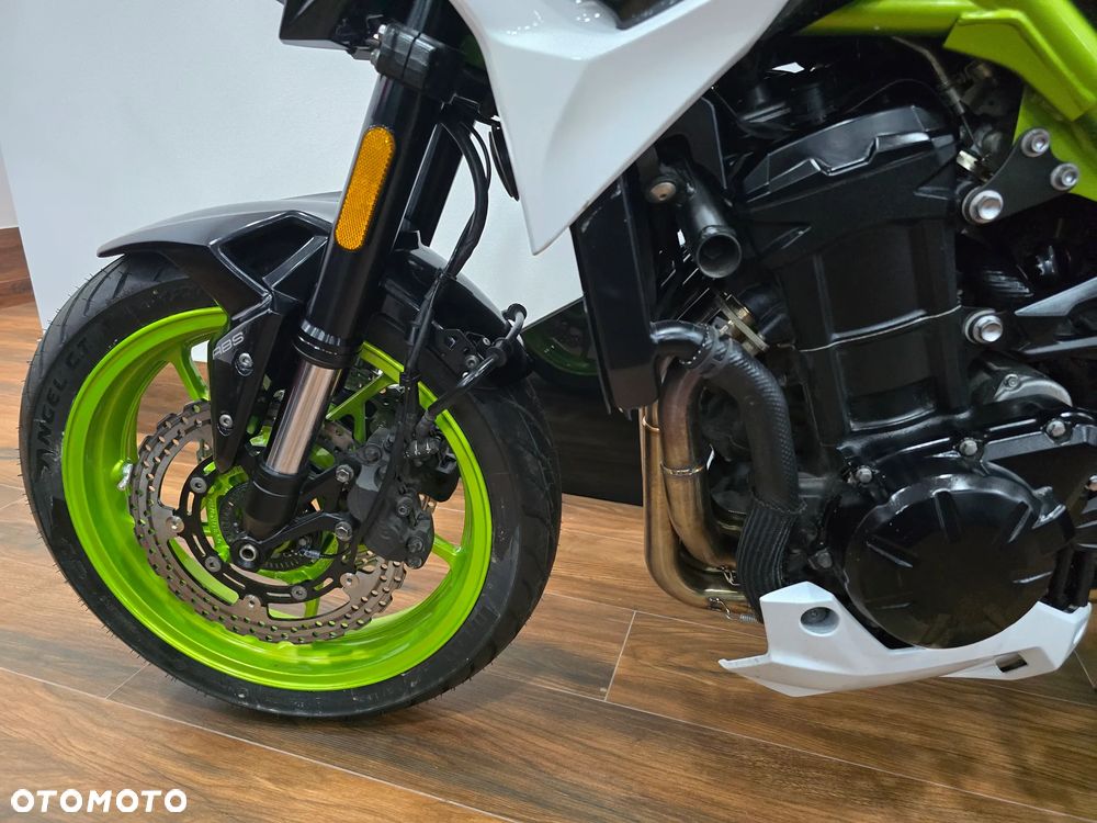 Kawasaki Z - 13