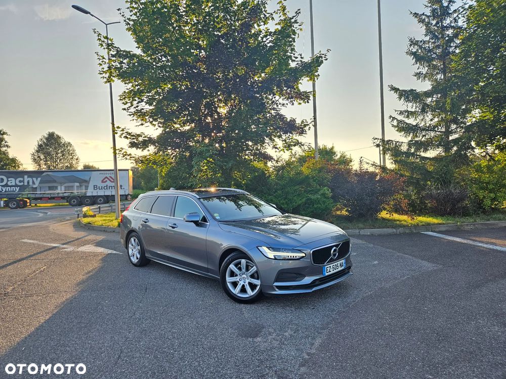 Volvo V90 D3 Geartronic Momentum Pro - 9