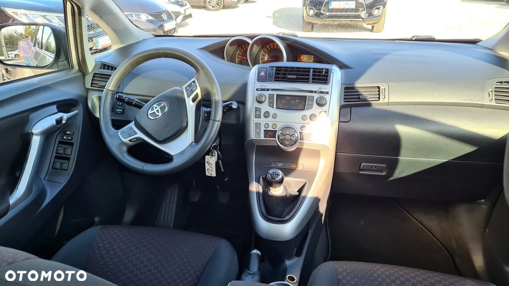 Toyota Verso 1.8 7-Sitzer Life - 34