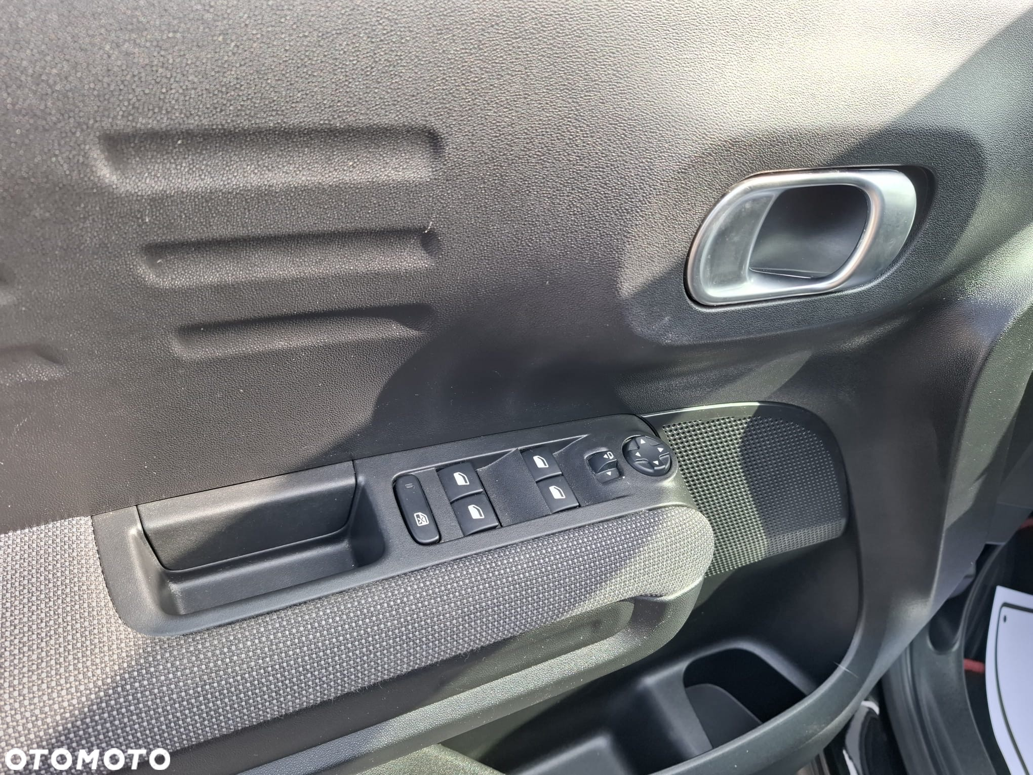 Citroën C3 Aircross 1.2 PureTech Shine S&S - 23