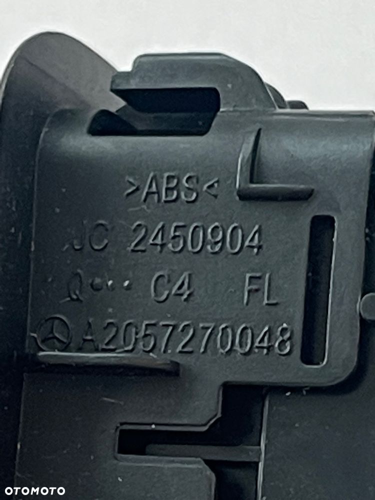 PANEL PRZELACZNIK OTWIERANIA KLAPY BAGAZNIKA MERCEDES C W205 GLC W253 EQC W293 ORYGINAL DEMONTAZ 2057270048 - 3