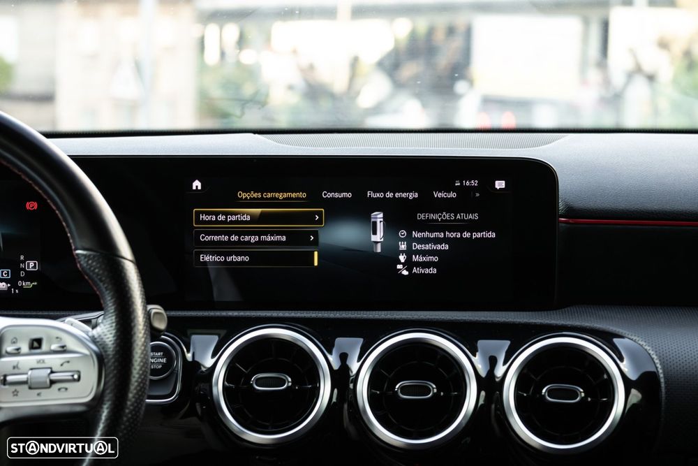 Mercedes-Benz A 250 e AMG Line - 34