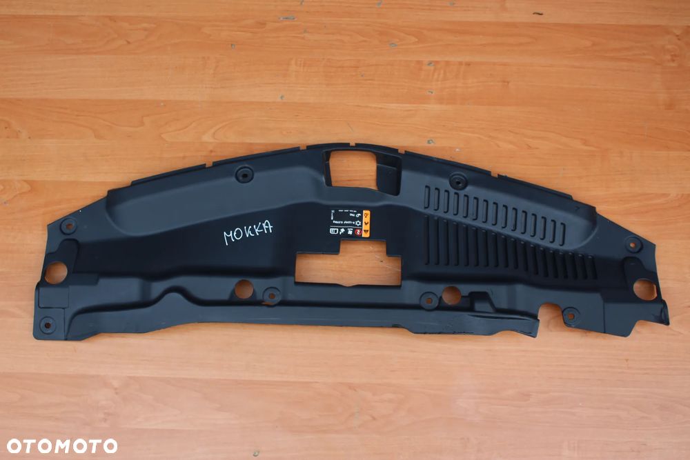 OSŁONA MASKOWNICA PASA GÓRNEGO OPEL MOKKA 95079808