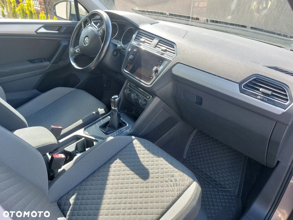 Volkswagen Tiguan 1.5 TSI EVO Comfortline - 10