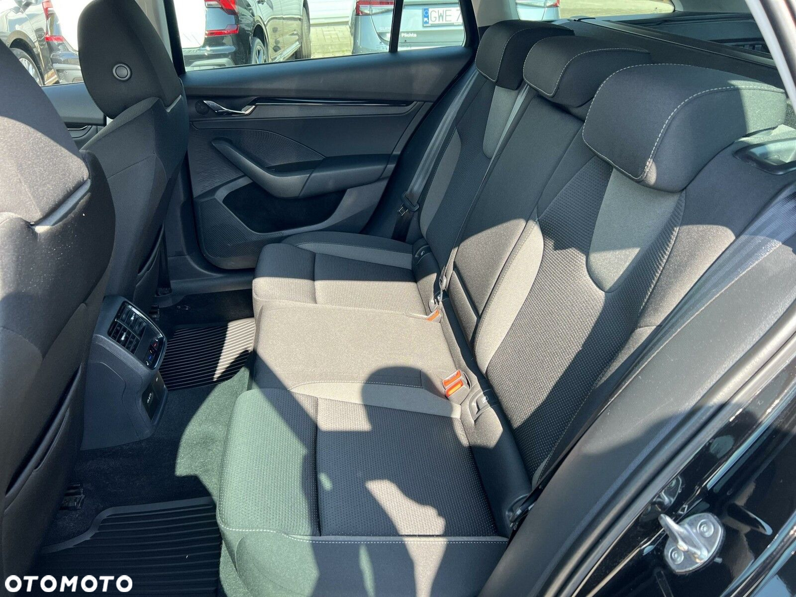 Skoda Octavia 2.0 TDI Style DSG - 12