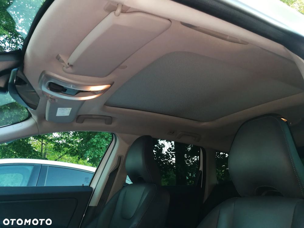 Volvo XC 60 D3 Drive-E Summum - 13