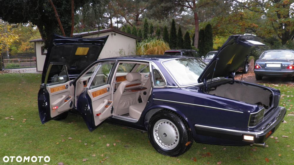 Jaguar Daimler 4.0i - 7