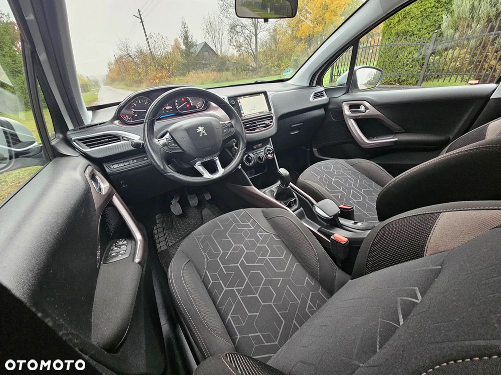 Peugeot 2008 e-HDi FAP 92 STOP & START Allure - 7