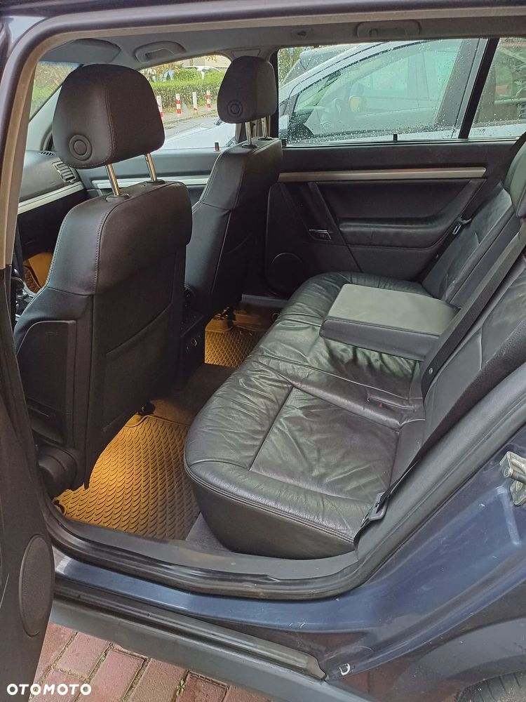 Opel Vectra 1.9 CDTI - 18