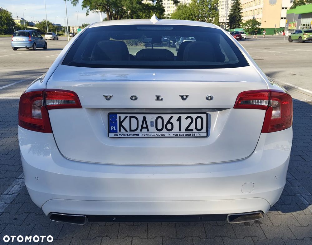 Volvo S60 D5 AWD Momentum - 3