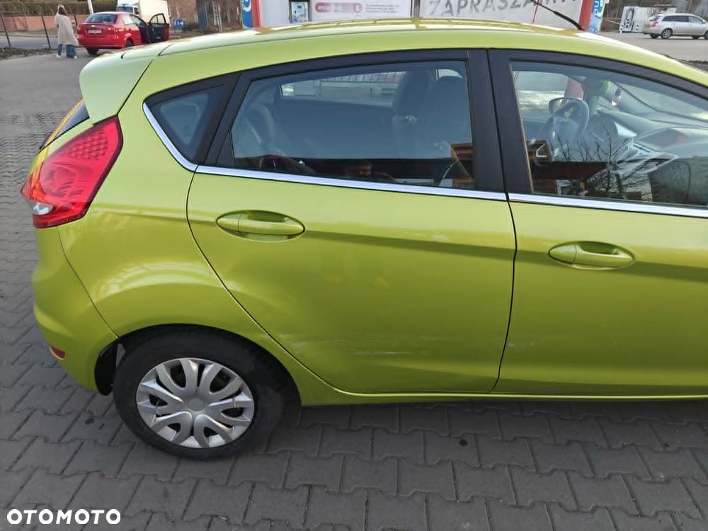 Ford Fiesta 1.25 Titanium - 19