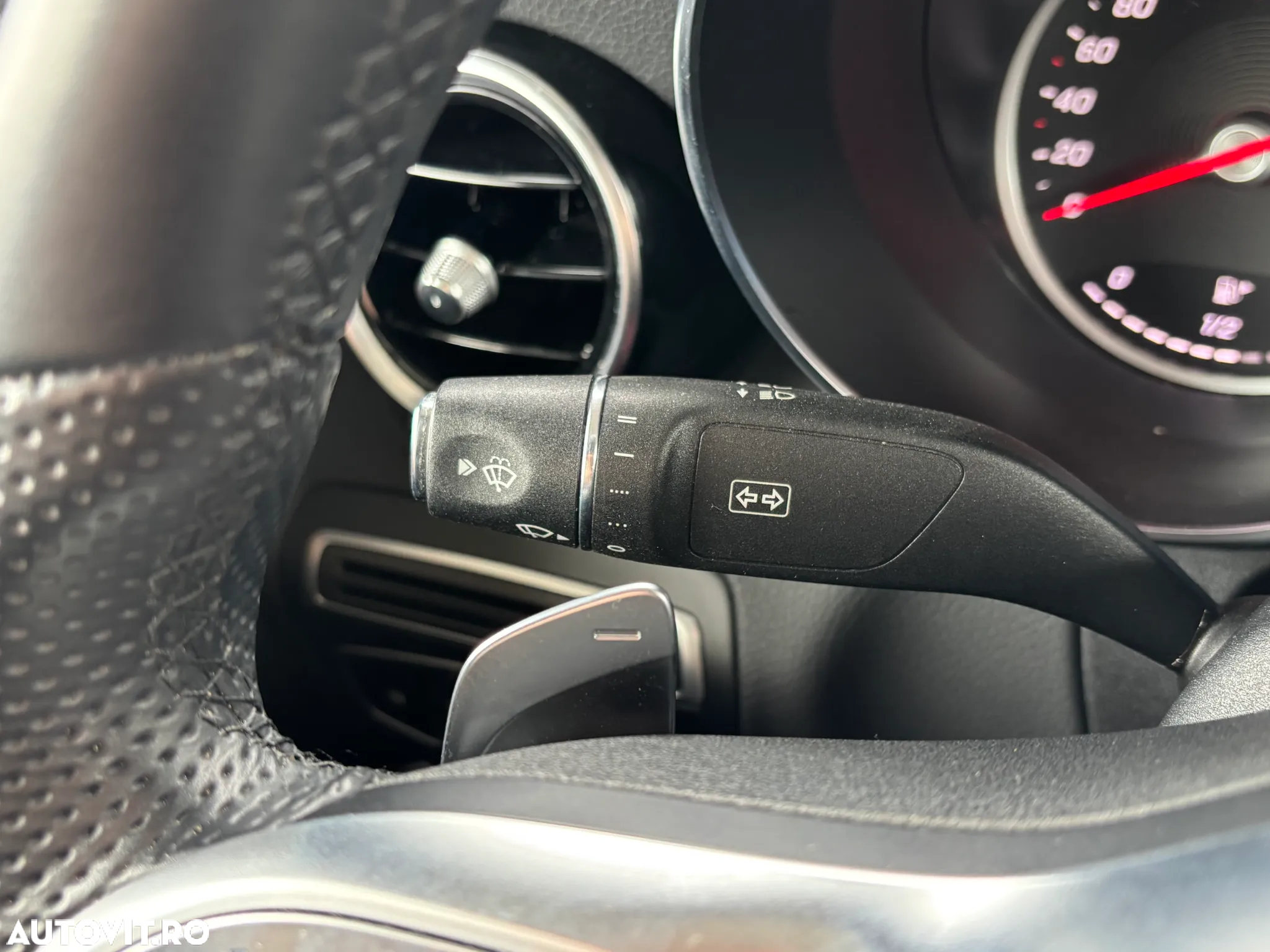 Mercedes-Benz C 200 d T 9G-TRONIC AMG Line - 30