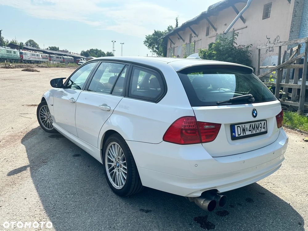 BMW Seria 3 320d DPF - 5