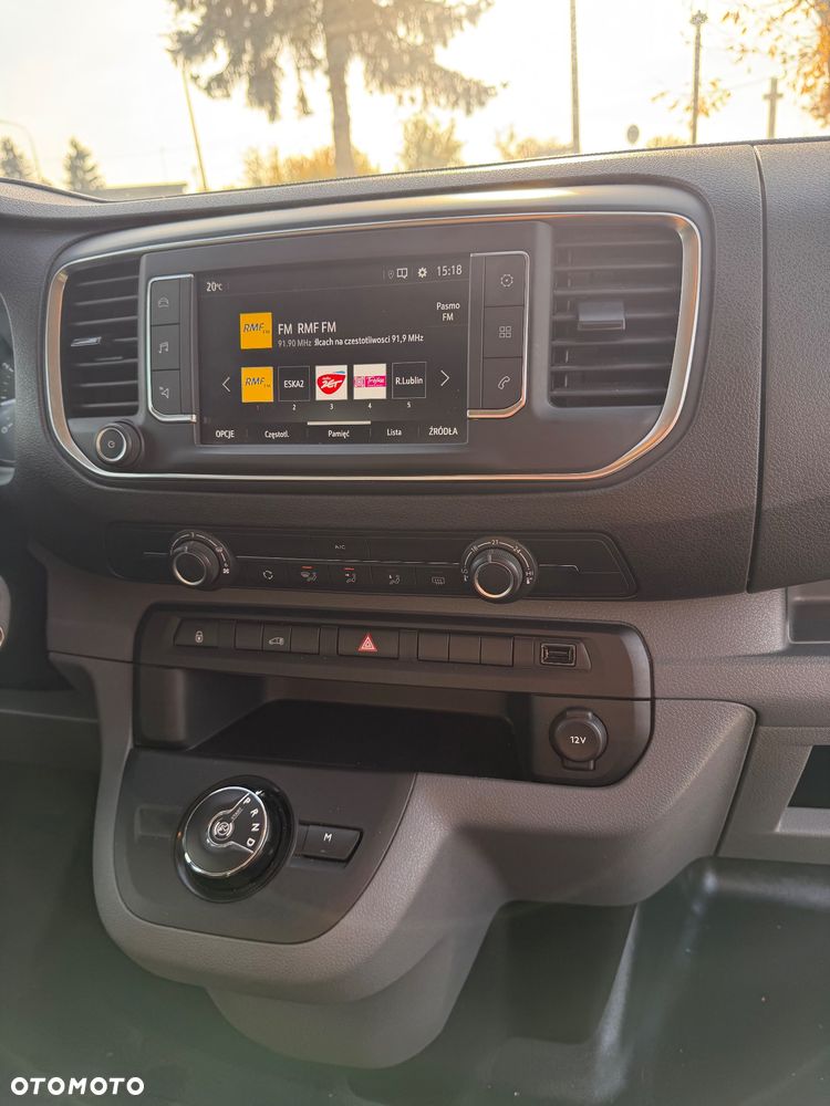 Opel Vivaro 2.0 CDTI automat M INNOVATION L2 - 21