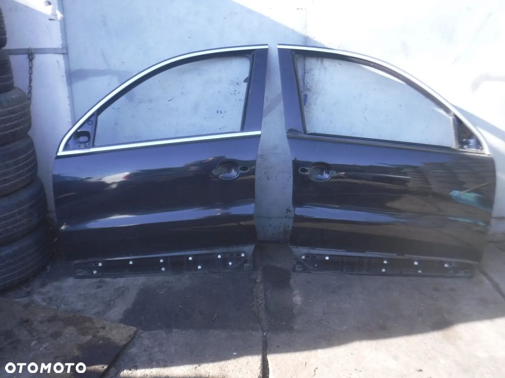 Vw Tiguan I 5N drzwi prawe przod bez rdzy