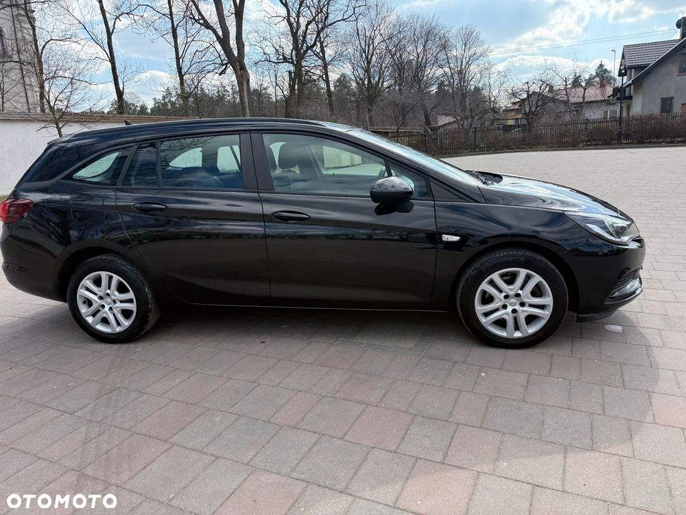 Opel Astra 1.6 D Automatik Start/Stop Innovation - 26