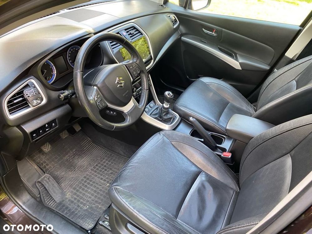 Suzuki SX4 S-Cross 1.6 DDiS Premium Plus - 5